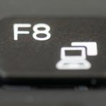 آموزش ۶ روش حل مشکل کار نکردن دکمه F8 کیبورد لپ تاپ و کامپیوتر