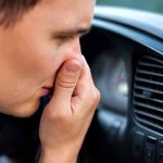 بررسی ۱۳ علت و روش حل مشکل بوی بد کولر ماشین